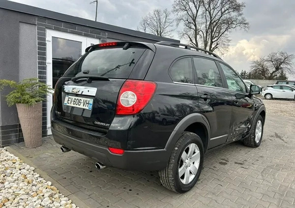 Chevrolet Captiva cena 17900 przebieg: 180000, rok produkcji 2012 z Małogoszcz małe 211